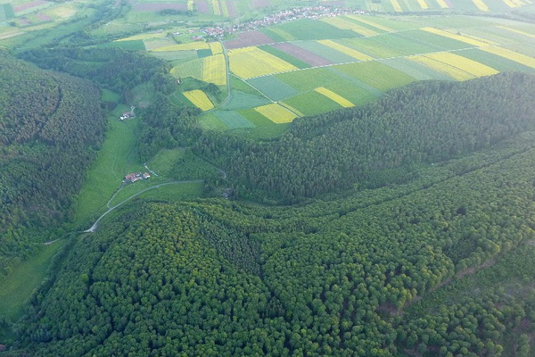 Impressionen einer Ballonfahrt über das Main-Gebiet