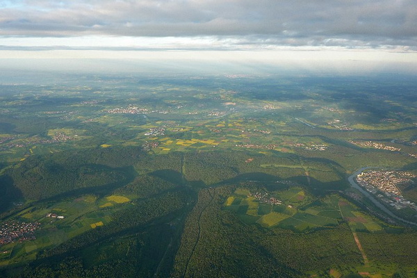 Impressionen einer Ballonfahrt über das Main-Gebiet