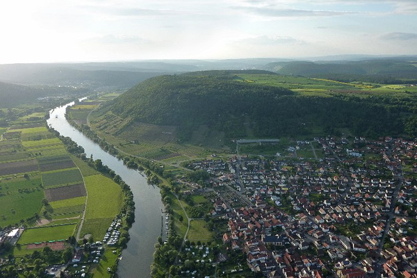 Impressionen einer Ballonfahrt über das Main-Gebiet