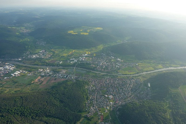 Impressionen einer Ballonfahrt über das Main-Gebiet