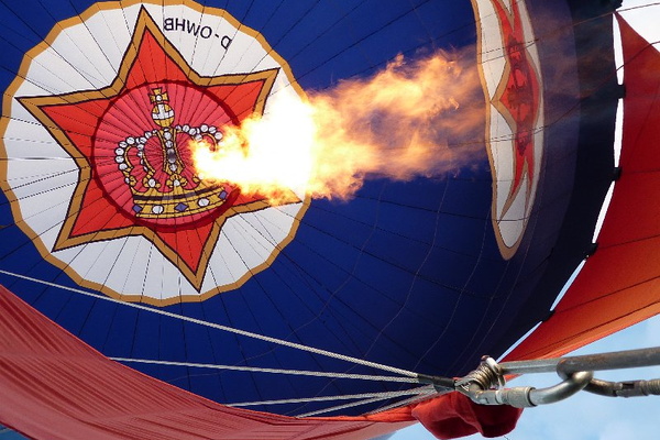 Impressionen einer Ballonfahrt über das Main-Gebiet