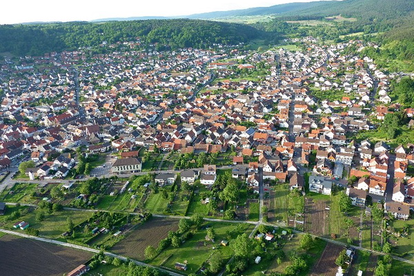 Impressionen einer Ballonfahrt über das Main-Gebiet