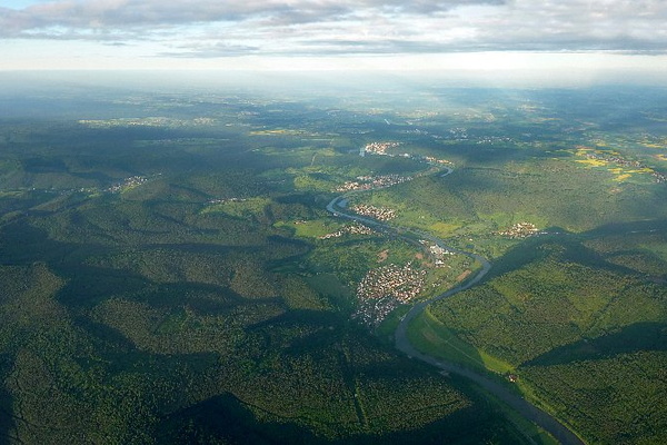Impressionen einer Ballonfahrt über das Main-Gebiet