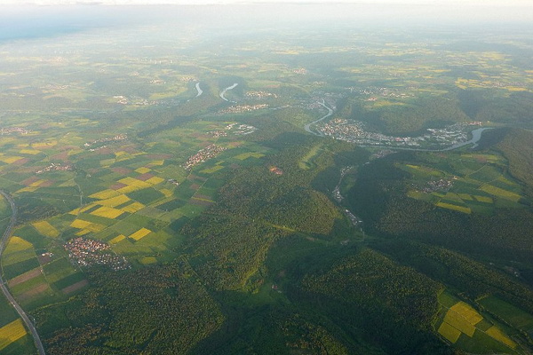 Impressionen einer Ballonfahrt über das Main-Gebiet