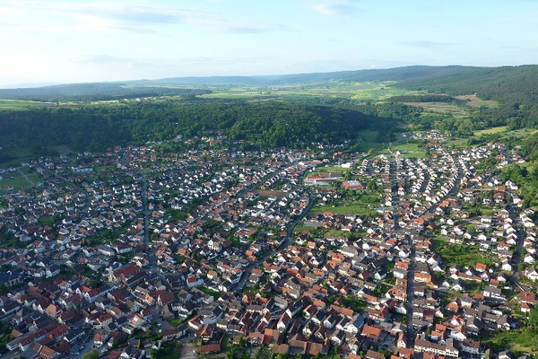 Impressionen einer Ballonfahrt über das Main-Gebiet