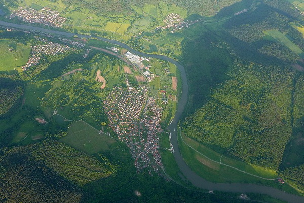 Impressionen einer Ballonfahrt über das Main-Gebiet
